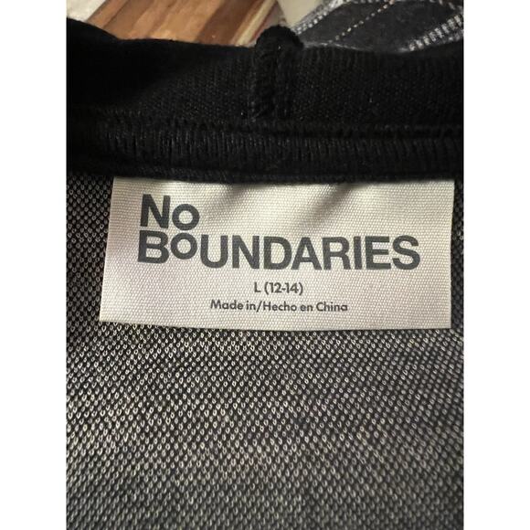 NWT No Boundaries Hoodie Womens Black/White Plaid Long Sleeve Shirt Size LRG - Picture 6 of 11
